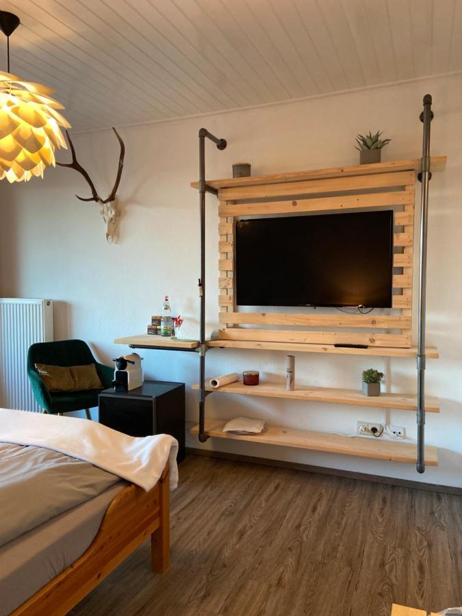 Doppelzimmer Mit Bad & Balkon Simmersfeld 外观 照片